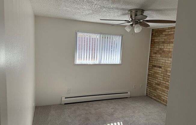 2 beds, 2 baths, 1,007 sqft, $1,775, Unit 32