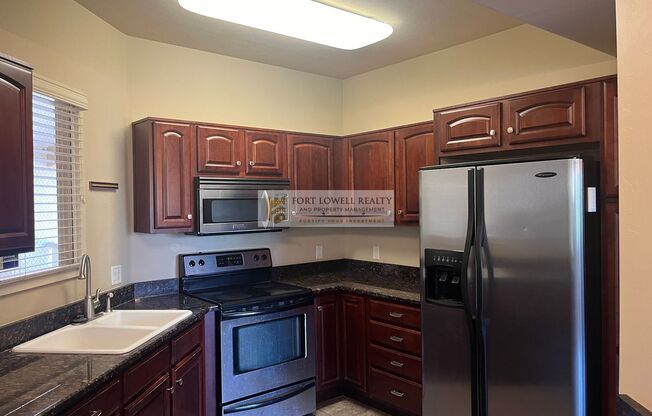 Unfurnished 3 bed 2 bath with washer/dryer