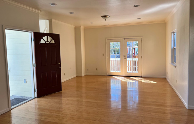 3243 Davis St.