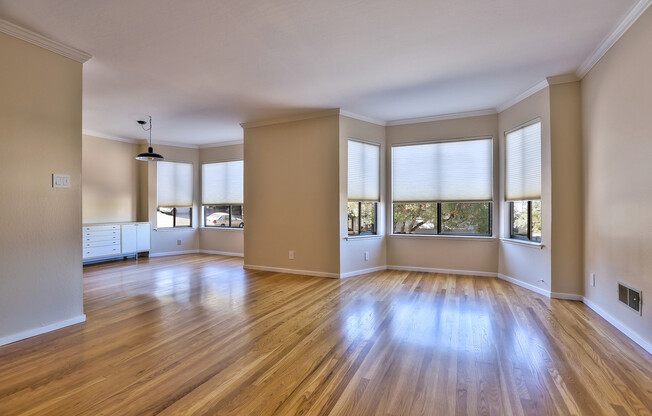 Spacious Two Bedroom Condo in Potrero Hill - Please Contact for Showing Availability!
