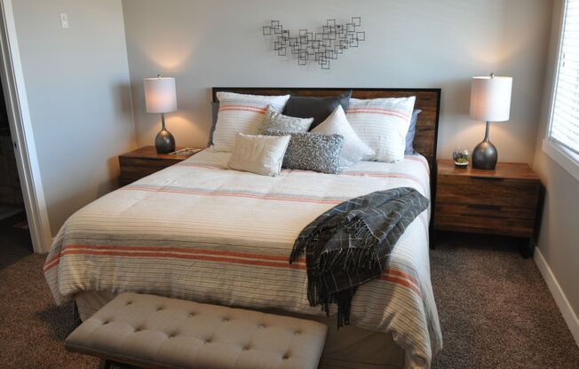 3 beds, 2.5 baths, $2,395, Unit 343