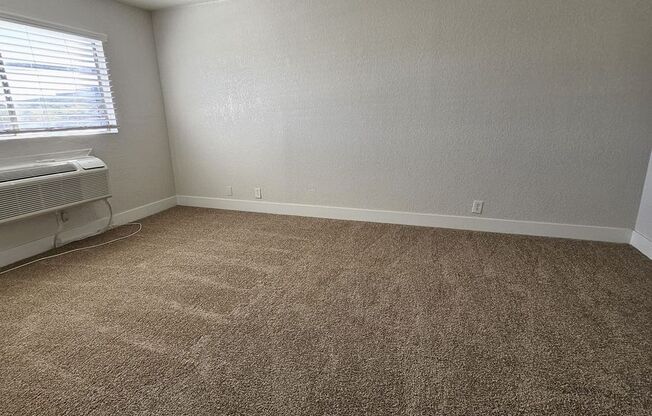 2 beds, 2 baths, 550 sqft, $1,395, Unit 206