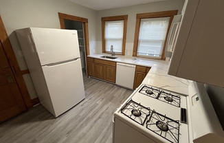 2 beds, 1 bath, 1,050 sqft, $2,600, Unit 1