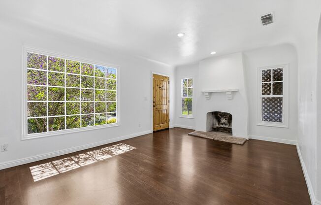 Bright & Beautiful Altadena Home with Private Yard & Bonus Unit
