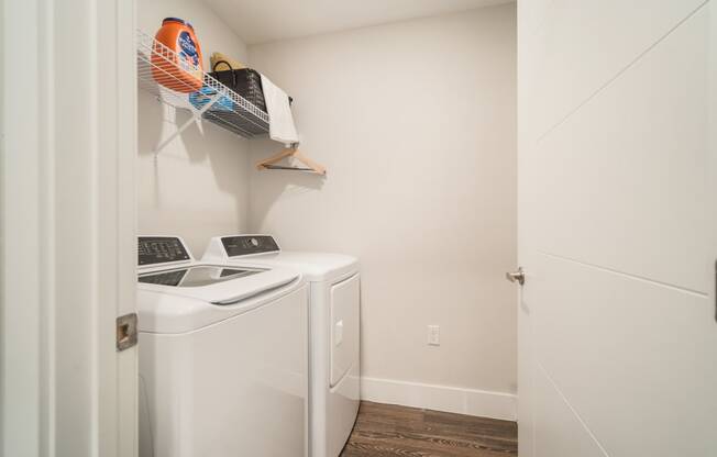 Laundry at Magnolia Square, Florida, 34109