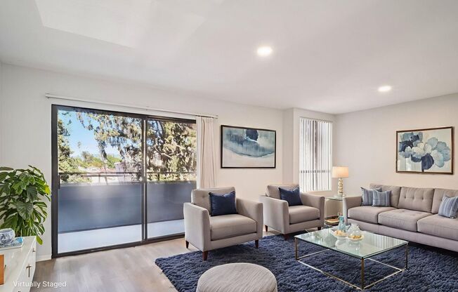 2 beds, 2 baths, 905 sqft, $1,948, Unit 103