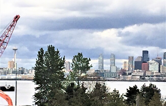 2 beds, 1.5 baths, 900 sqft, $2,325, Unit 25