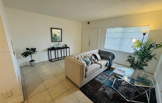 1407 NORTHWEST 103 ST