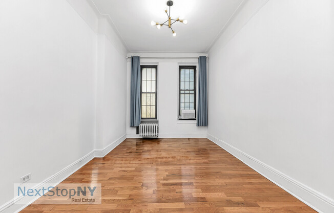 233 E 54 ST
