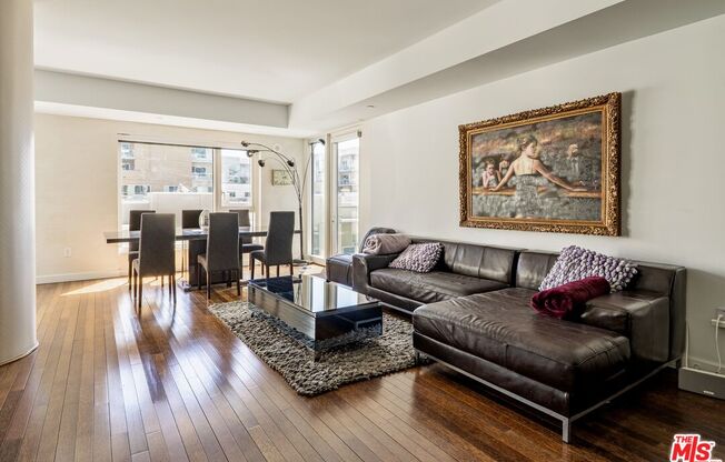 2 beds, 3 baths, 1,600 sqft, $6,800, Unit 9I