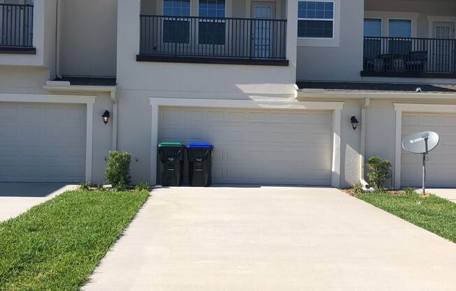 3 Bedroom 2.5 Bahroom Townhouse on ORCHARD HILLS WINTER GARDEN
