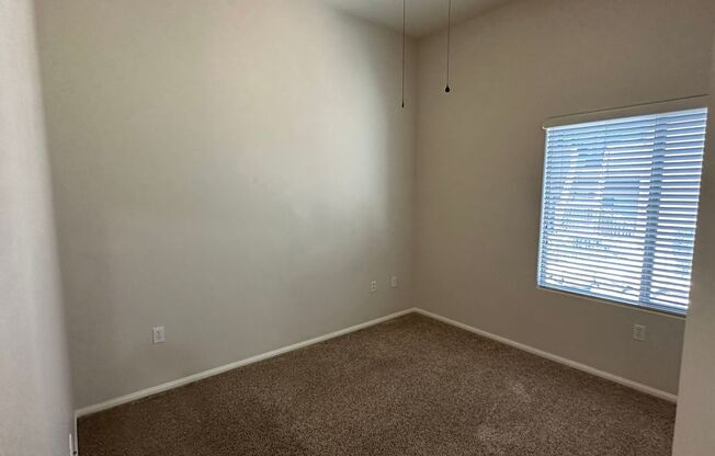 3 beds, 2 baths, $1,550, Unit # 2006