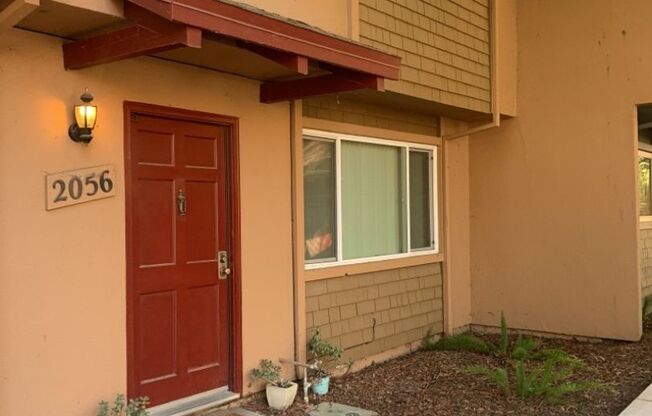 3 Bedroom 1.5 bath in Covell Commons HOA in Davis