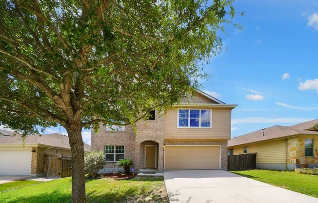 Great 4 Bedroom Home Now Available in Cibolo.