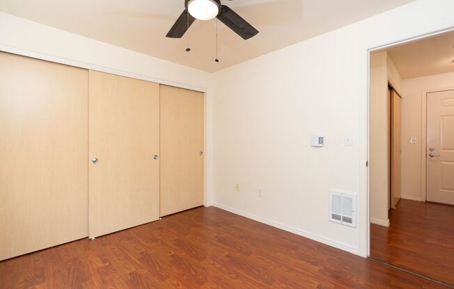 2 beds, 1 bath, 824 sqft, $2,595, Unit #207