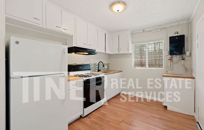 1616 EL MONTE AVE