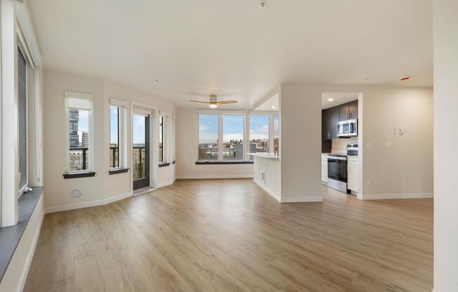 2 beds, 2 baths, 886 sqft, $3,545, Unit 401