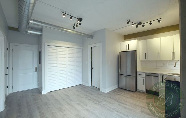 1 bed, 1 bath, 373 sqft, $1,850, Unit 210