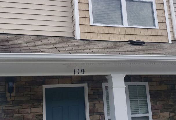 Inviting 2Br 2Ba TH within Walking Distance of Downtown Apex! Avail Now!