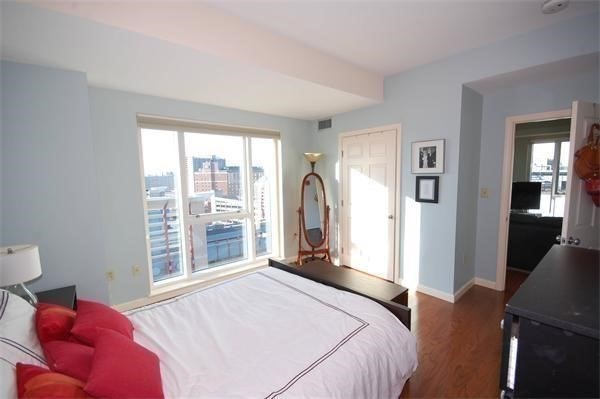 2 beds, 2 baths, 1,026 sqft, $4,400, Unit 1401