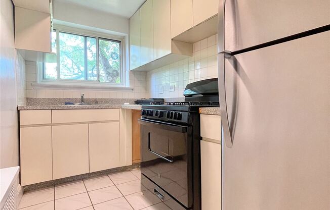 66 10 GRAND CENTRAL PKWY