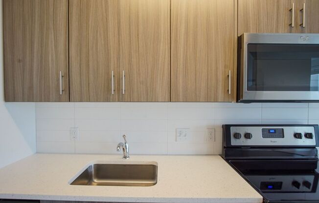 1 bed, 1 bath, $1,425, Unit 309