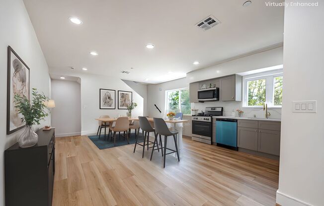 2055 S Garth