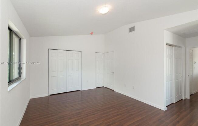 6301 S STATION SQ DAVIE, FL 33314