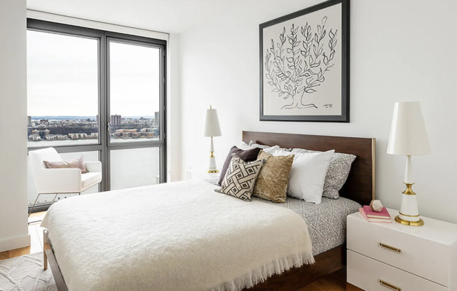 3 beds, 2 baths, $10,495, Unit 4103