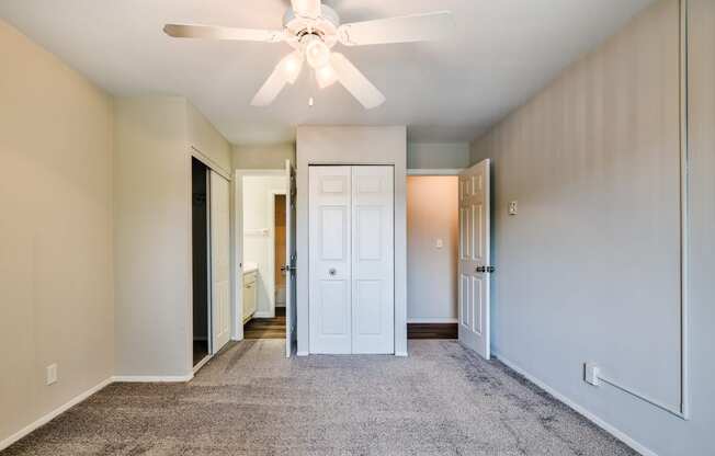 Ceiling Fan at Glen Hills Apartments, Glendale, 53209