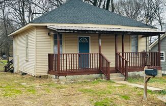 Two Bedroom, 1 Bath House in Columbia! Apply-your application fee will be credited to your first month’s rent upon approval.
