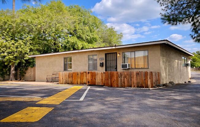 Route 66 - 921-943 - Gold