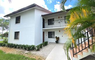 ** REGENCY WOODS ** 3 BED / 2 BATH - CONDO - CARPORT - SOUTH NAPLES - ANNUAL RENTAL