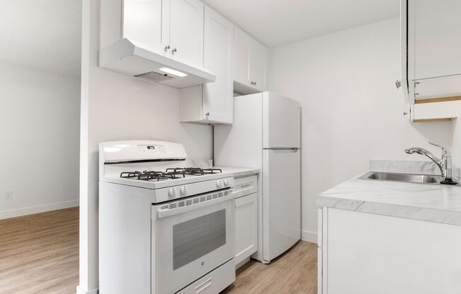 1 bed, 1 bath, $1,725, Unit 638-05