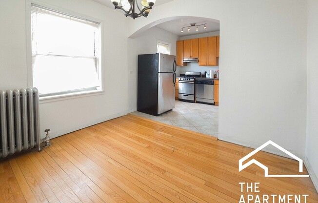 4507 North Greenview Ave.