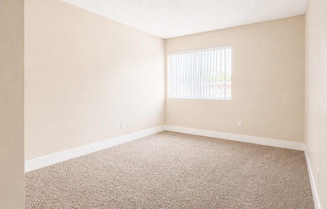 1 bed, 1 bath, 714 sqft, $1,795, Unit 033