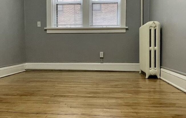 4106 Chicago Ave. S.