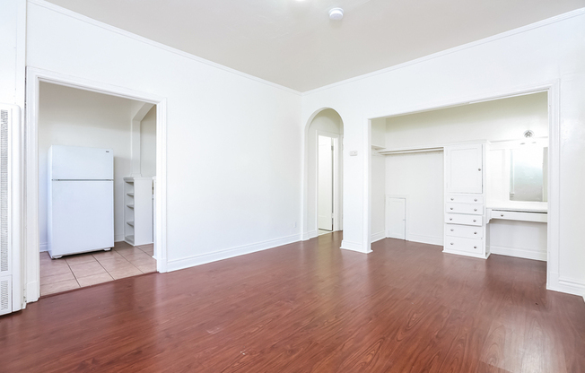 21 Westminster Avenue - 108