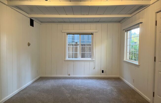 Charming Cottage in Wedgwood