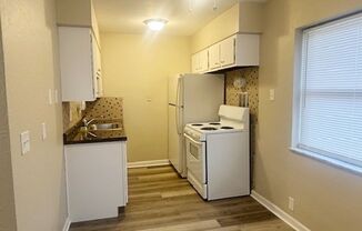 1 bed, 1 bath, 700 sqft, $750, Unit 6