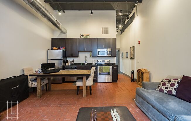 1 bed, 1 bath, $1,284, Unit 727 N. 4th St. Apt. 134