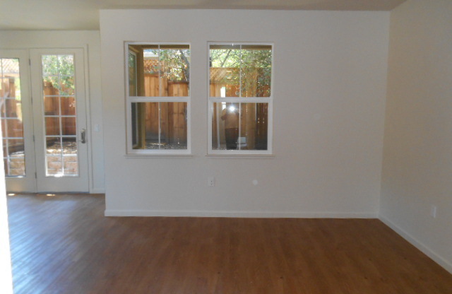 1 bed, 1 bath, 900 sqft, $1,850, Unit 2331 Apt 15