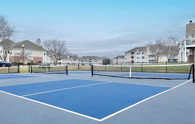 the tennis courts at the preserve at polk apartments