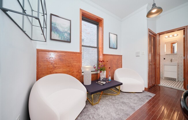 2 beds, 1 bath, $4,625, Unit 5B