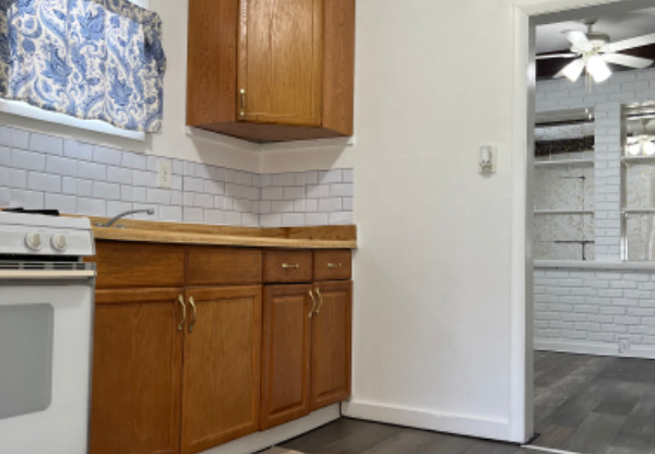 1356 4 AVE