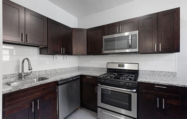 6100 6118 N WINTHROP AVE