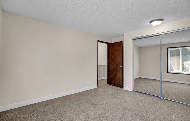 2 beds, 1.5 baths, 1,050 sqft, $2,049, Unit 214-772A