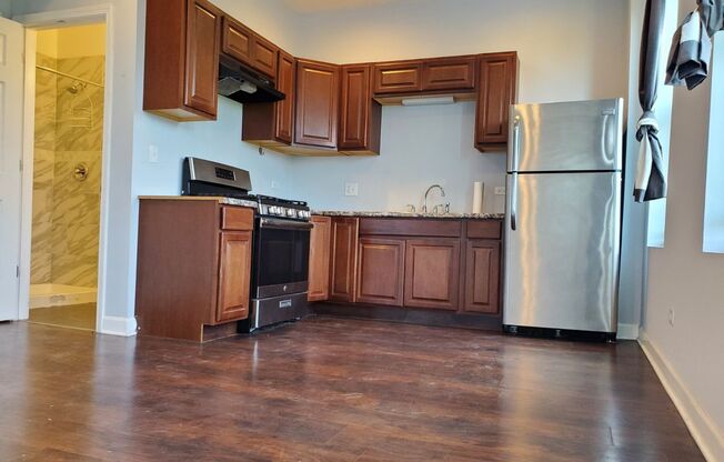 1758 W. 19th St
