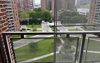 6135 98 ST