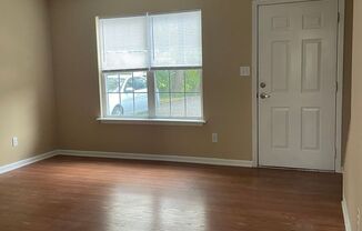 2 beds, 2 baths, 1,100 sqft, $875, Unit C7